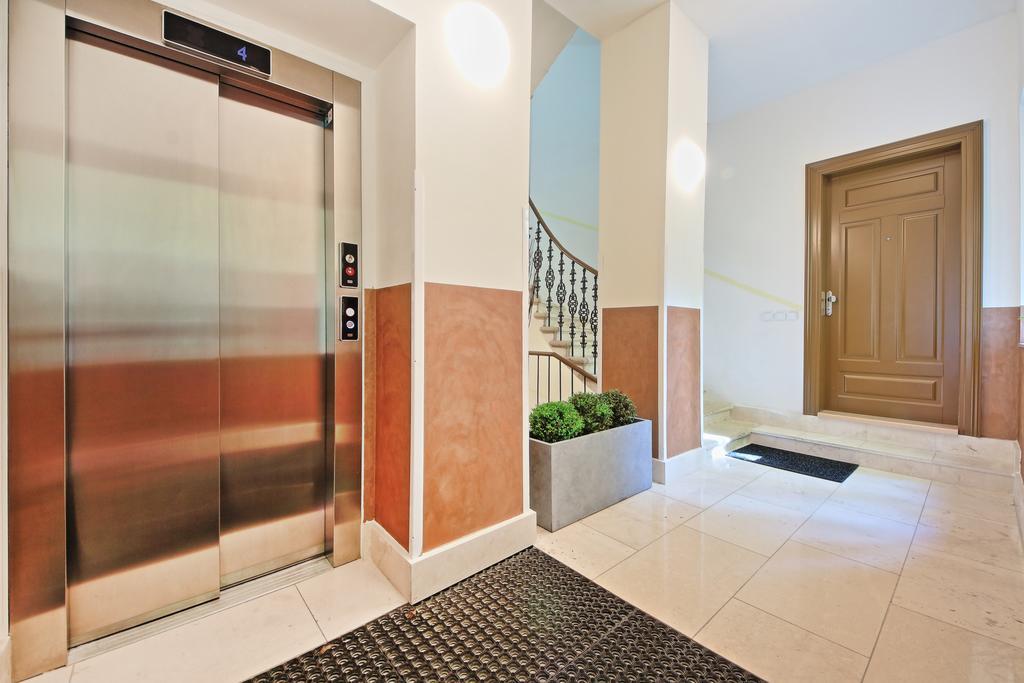 Nabo Apartments Прага Экстерьер фото